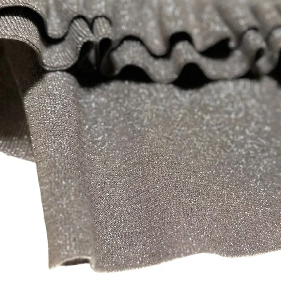 𝙁𝙍𝙀𝙀 🅽🅴🆆 H&M glitter party crop top, light pink / tan / gold - size 4 - Picture 10 of 11